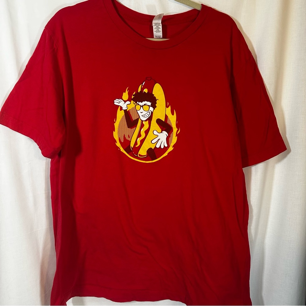 Giant Bomb Hot Dog  Patrick red t-shirt size men’s 2XL XXL